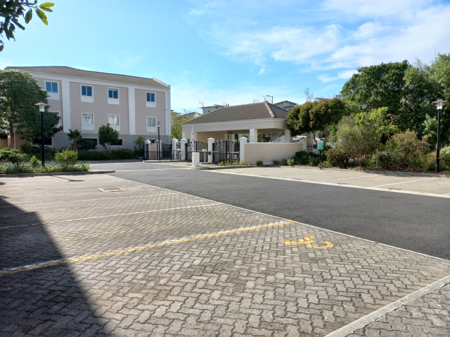 Commercial Property for Sale in Somerset West Mall Triangle Western Cape